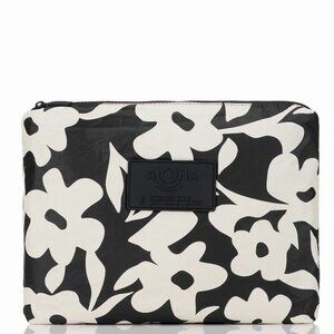 ALOHA Collection—Mid Pouch—Fall Flowers *NWT*